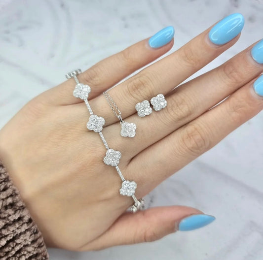 Diamond Clover Set