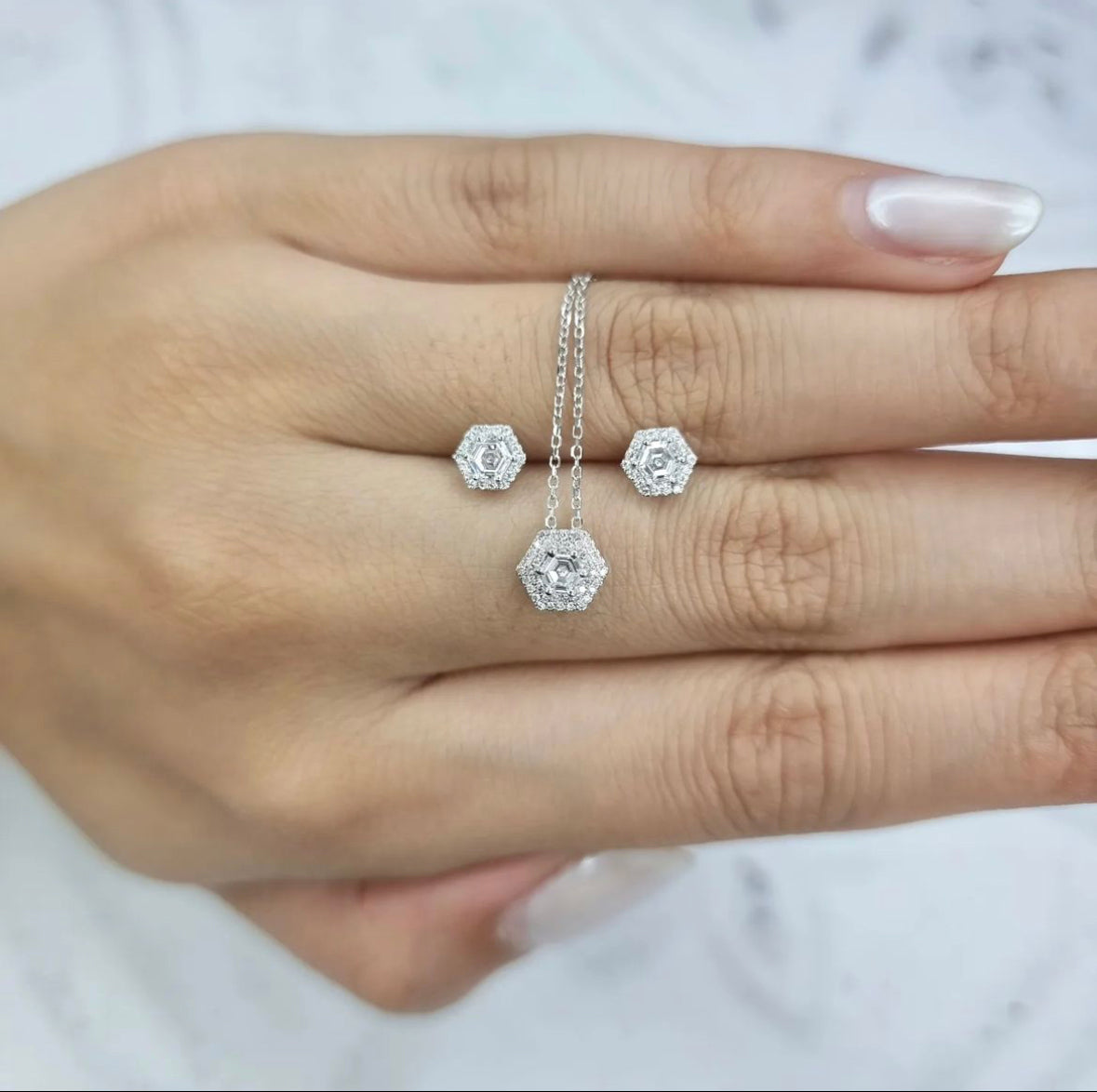 Hexagonal Diamond Halo Set